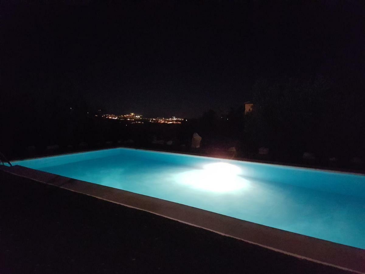 Apartamentos Rurales La Dehesa Del Acebuche เฮน ภายนอก รูปภาพ