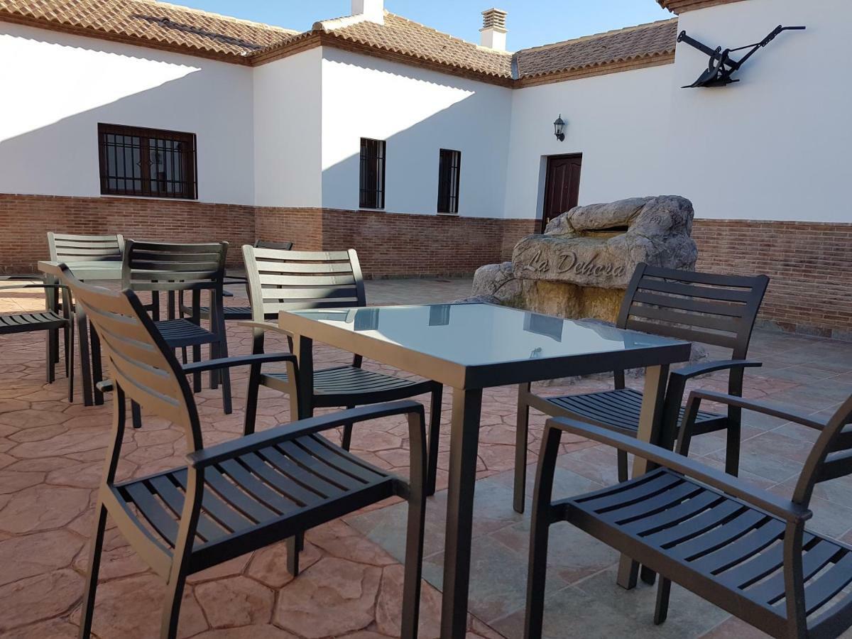 Apartamentos Rurales La Dehesa Del Acebuche เฮน ภายนอก รูปภาพ
