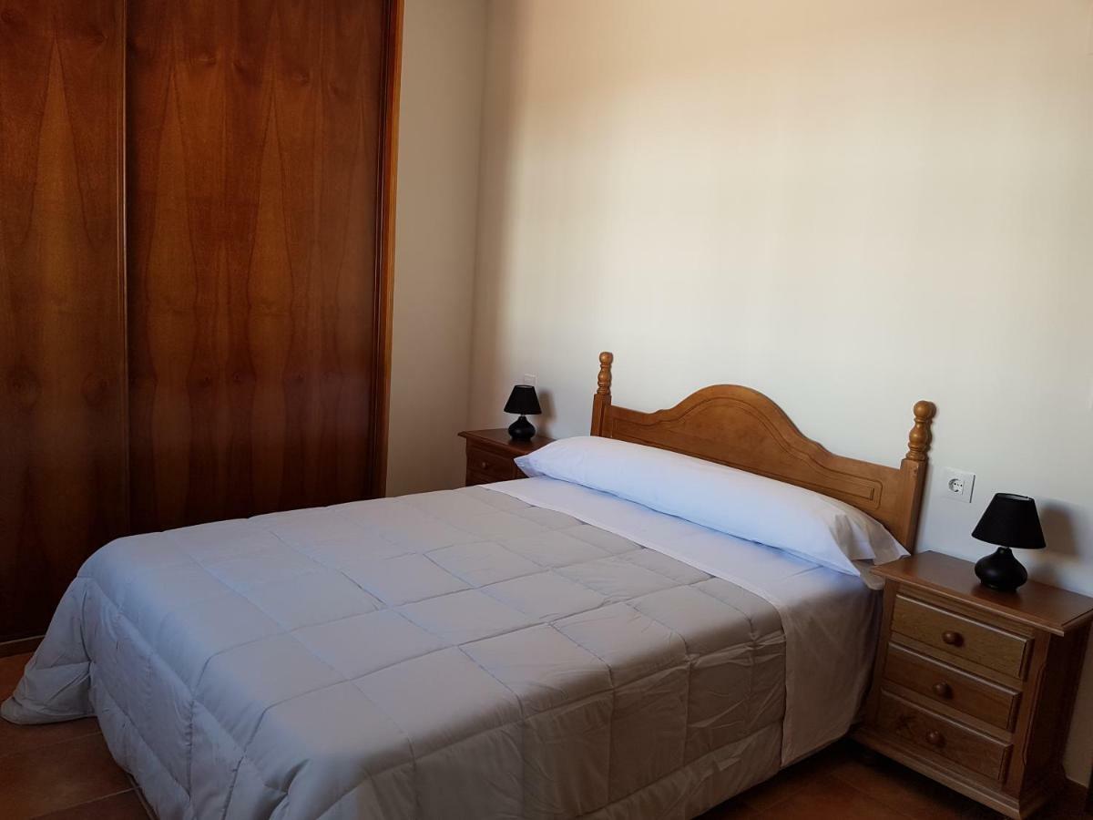 Apartamentos Rurales La Dehesa Del Acebuche เฮน ภายนอก รูปภาพ